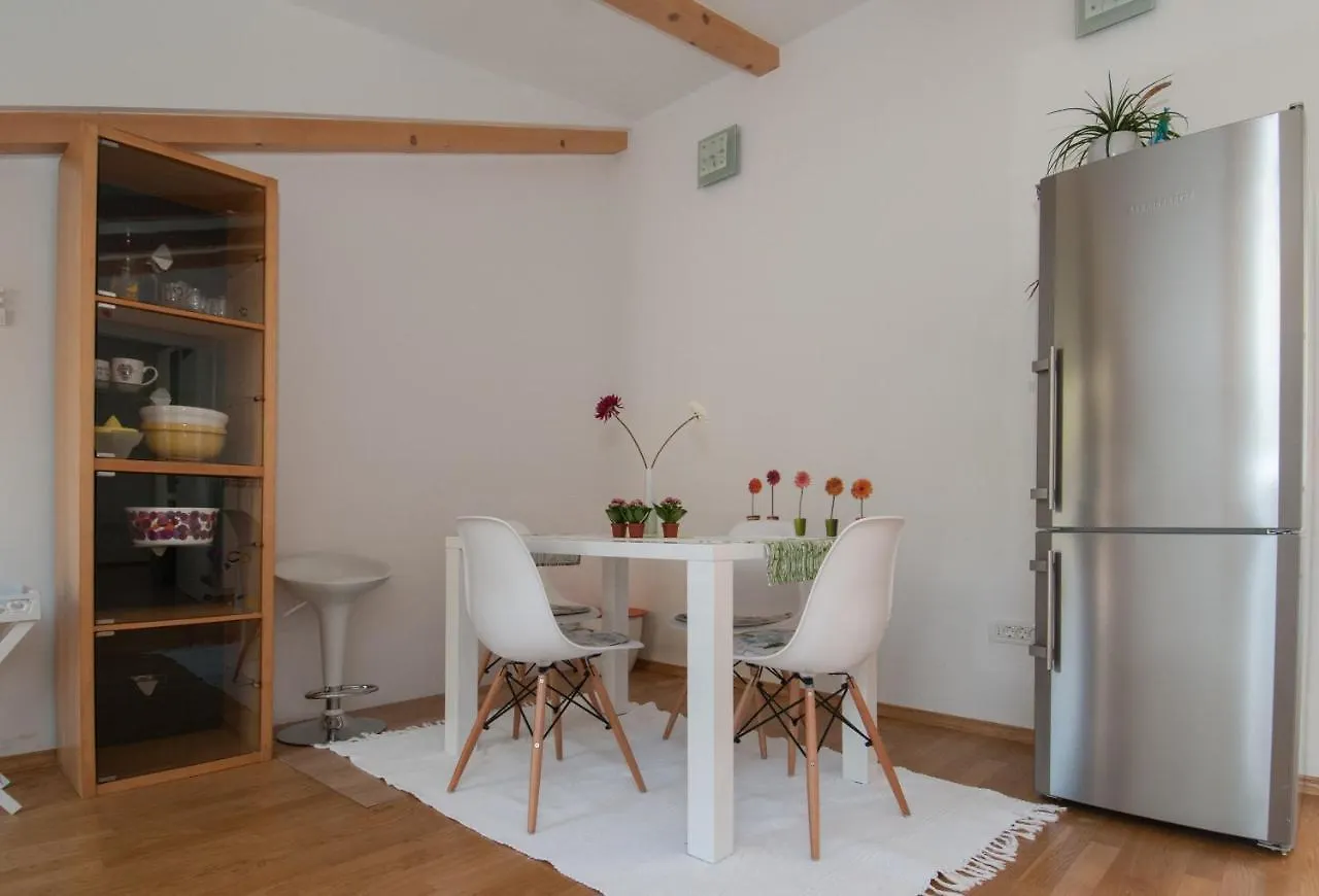 Apartment Beautiful View Apt 1 Opatija